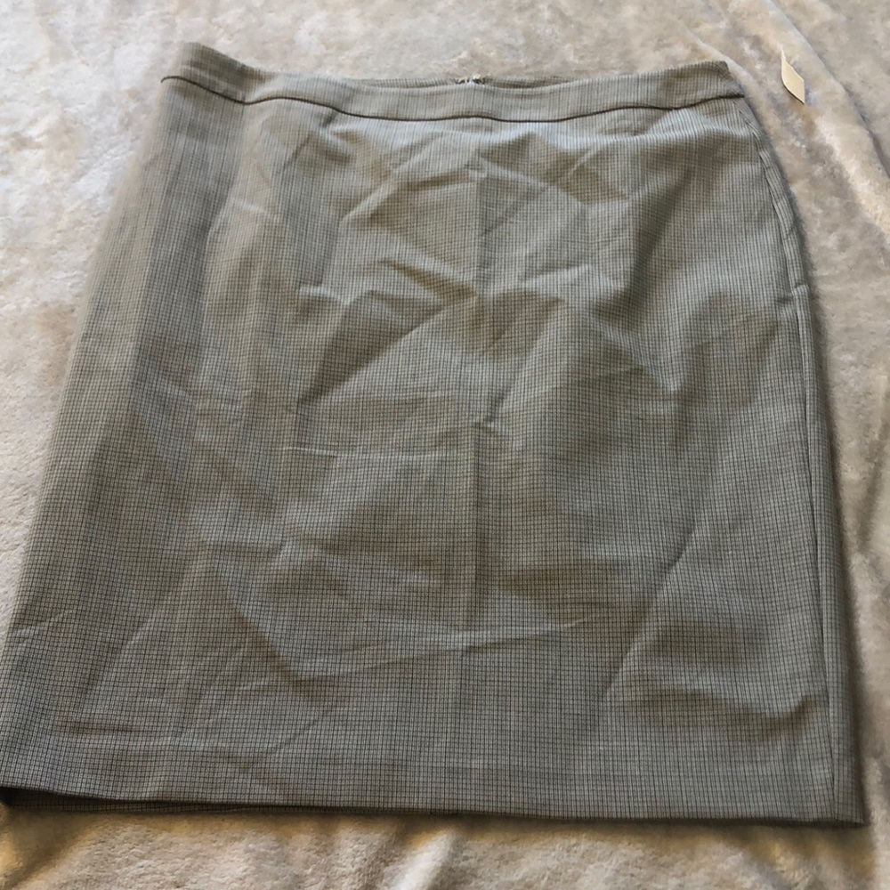 NWT WHBM plaid pencil skirt